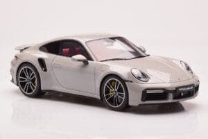 Porsche 911 992 Turbo S Crayon Cinzento GT Spirit 1:18 GT431 Resina - imagem 4 de 6