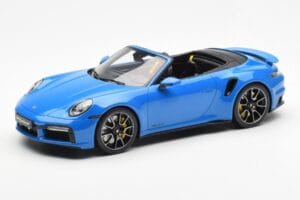 Porsche 911 992 Turbo S Shark Azul GT Spirit 1:18 GT441