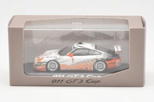 Porsche 911 996 GT3 Cup #1 Mobil 1 VIP Car Minichamps 1:43 WAP02012115 Metal - imagem 4 de 4