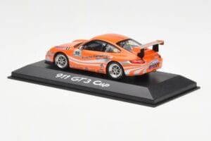 Porsche 911 996 GT3 Cup #88 Adidas Minichamps 1:43 WAP02012217 Metal - imagem 3 de 4