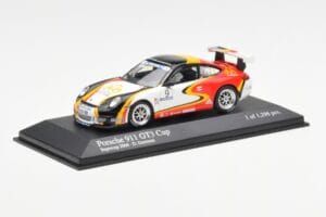 Porsche 911 996 GT3 Cup #9 D. Dermont Porsche Supercup 2006 Minichamps 1:43 400066409 Metal - imagem 2 de 4