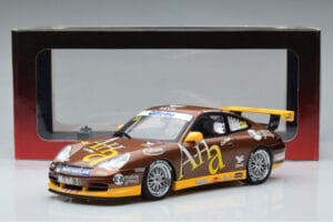 Porsche 911 996 GT3 Cup M. Marsh Carrera Cup Asia Winner 2004 AUTOart 1:18 80489 Metal - imagem 7 de 7