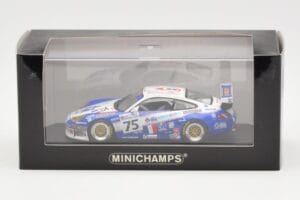 Porsche 911 996 GT3 RS #75 Khan / Sugden / Smith 24 Hours of Le Mans 2004 Minichamps 1:43 400046975 Metal - imagem 4 de 4