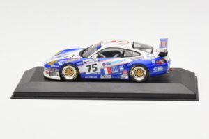 Porsche 911 996 GT3 RS #75 Khan / Sugden / Smith 24 Hours of Le Mans 2004 Minichamps 1:43 400046975
