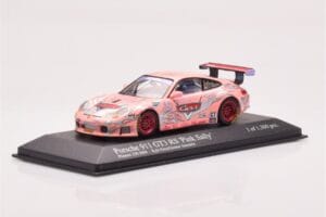 Porsche 911 996 GT3 RS Pink Sally #45 Petty / Jeanette Phoenix 250 2004 Minichamps 1:43 400046945 Metal - imagem 2 de 4