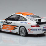 Porsche 911 996 GT3 R #1 C. Kwan Carrera Cup Asia 2004 AUTOart 1:18 - image 6 of 7