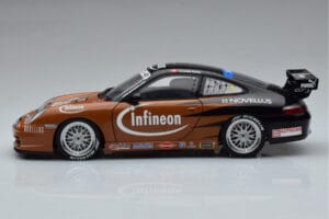 Porsche 911 996 GT3 R #2 S. Miau Carrera Cup Asia 2004 AUTOart 1:18 80488 Metal - imagem 4 de 7