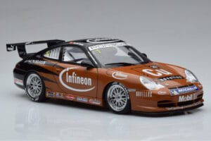 Porsche 911 996 GT3 R #2 S. Miau Carrera Cup Asia 2004 AUTOart 1:18 80488 Metal - imagem 5 de 7