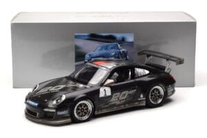 Porsche 911 997 GT3 Cup #1 20th Anniversary Carrera Cup 2010 Minichamps 1:18 WAP0210090B Metal - imagem 8 de 8