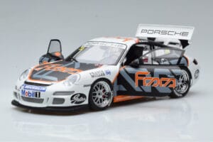 Porsche 911 997 GT3 Cup #33 M. Marsh Carrera Cup Asia 2006 AUTOart 1:18 80782 Metal - imagem 2 de 7