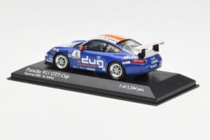 Porsche 911 997 GT3 Cup Team Konrad Motorsport #8 M. Schrey Porsche Supercup 2006 Minichamps 1:43 400066408 Metal - imagem 3 de 4