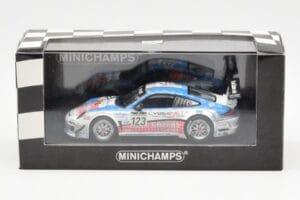 Porsche 911 997 GT3 R Cybernet #123 Fumal / Thiry / Rosenlad / Lefort 24 Hours of Spa 2011 Minichamps 1:43 400118923 Metal - imagem 4 de 4