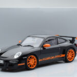 Porsche 911 997 GT3 RS Preto AUTOart 1:18 - image 8 of 8