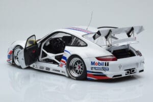 Porsche 911 997 GT3 RSR #1 Presentation Car 2007 AUTOart 1:18 WAP02100618 Metal - imagem 5 de 8