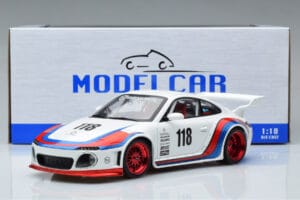 Porsche 911 997.2 RWB n118 Old New Martini MCG 1:18 MCG18328 Metal - imagem 6 de 6