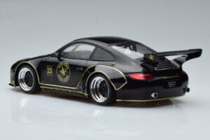 Porsche 911 997.2 RWB n23 Old New JPS MCG 1:18 MCG18326 Metal - imagem 5 de 6
