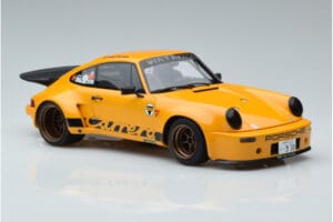 Porsche 911 RSR 3.0 Hommage Yamanouchi San GT Spirit 1:18 GT394 Resina - imagem 4 de 6