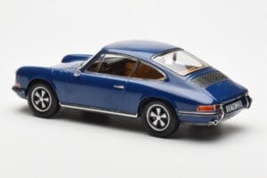 Porsche 911 S 901 Azul Norev 1:18 187647 Metal - imagem 5 de 6