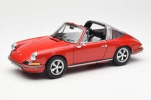 Porsche 911 Targa S Vermelho Schuco 1:18 450036200 Metal - imagem 3 de 9