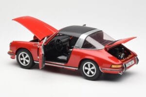 Porsche 911 Targa S Vermelho Schuco 1:18 450036200 Metal - imagem 6 de 9