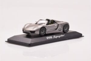 Porsche 918 Spyder Cinzento Metálico Minichamps 1:43 WAP0201910B Metal - imagem 2 de 4