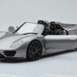Porsche 918 Spyder Protótipo Cinzento Metalizado Minichamps 1:18 - image 2 of 7