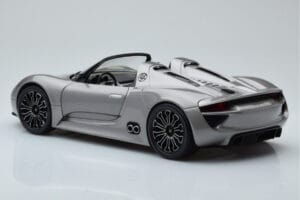 Porsche 918 Spyder Protótipo Cinzento Metalizado Minichamps 1:18 110060030 Metal - imagem 5 de 7