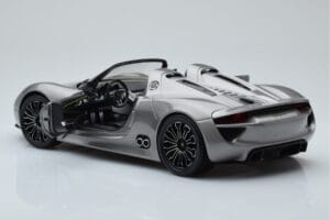Porsche 918 Spyder Protótipo Cinzento Metalizado Minichamps 1:18 110060030 Metal - imagem 6 de 7