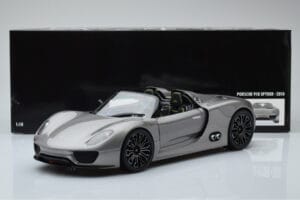 Porsche 918 Spyder Protótipo Cinzento Metalizado Minichamps 1:18 110060030 Metal - imagem 7 de 7