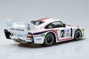 Porsche 935J #2 Liqui Moly R. Stommelen / R. Joest / V. Merl 24 Hours of Daytona Winner 1980 MCG 1:18 MCG18803R Metal - imagem 2 de 6