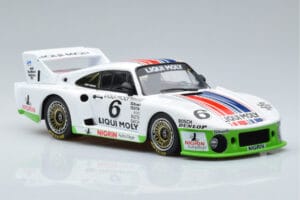 Porsche 935J #6 Liqui Moly Spa-Francorchamps DRM 1980 MCG 1:18 MCG18804R Metal - imagem 4 de 6