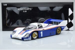 Porsche 956K Porsche System Racing #1 J. Ickx / D. Bell Class Winners Silverstone 6 Hours 1982 Minichamps 1:18 155826601 Meta - imagem 5 de 5
