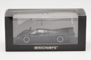 Porsche 962 Dauer Street Preto Mate Minichamps 1:43 430064002 Metal - imagem 4 de 4