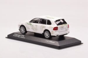 Porsche Cayenne Concept Schaeffler Gruppe Automotive Minichamps 1:43 PORSCHE-264306 Metal - imagem 3 de 4