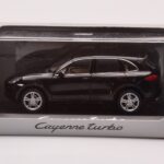 Porsche Cayenne 92A Turbo Preto Minichamps 1:43 - image 4 of 4