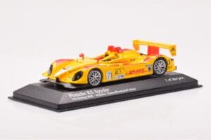 Porsche RS Spyder LMP2 #7 R. Dumas / T. Bernhard / E. Collard Sebring 12 Hours Winners 2008 Minichamps 1:43 400086807 Metal - imagem 2 de 4