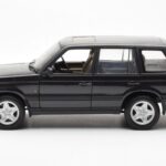 Range Rover P38 4.6 HSE Preto Metálico AUTOart 1:18 - image 4 of 9