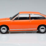 Renault 15 TL Laranja Norev 1:18 - image 3 of 6