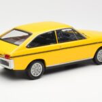 Renault 15 TL Amarelo Preto Norev 1:18 185351 - image 2 of 6