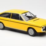 Renault 15 TL Amarelo Preto Norev 1:18 185351 - image 4 of 6