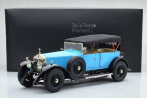 Rolls-Royce Phantom I Cabriolet Azul Kyosho 1:18 08931LB Metal - imagem 9 de 9