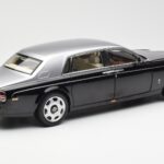 Rolls-Royce Phantom VII EWB Preto e Prateado Kyosho 1:18 08841BKS - image 3 of 8