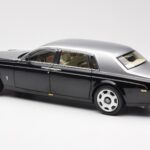 Rolls-Royce Phantom VII EWB Preto e Prateado Kyosho 1:18 08841BKS - image 7 of 8