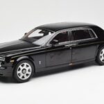 Rolls-Royce Phantom VII EWB Diamond Preto Kyosho 1:18 08841DBK2