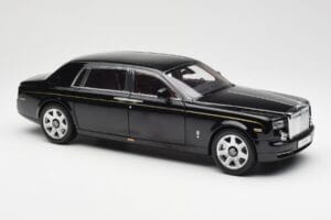 Rolls-Royce Phantom VII EWB Diamond Preto Kyosho 1:18 08841DBK2 Metal - imagem 6 de 8