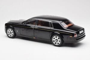 Rolls-Royce Phantom VII EWB Diamond Preto Kyosho 1:18 08841DBK2 Metal - imagem 7 de 8