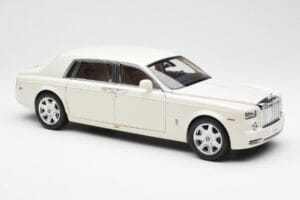 Rolls-Royce Phantom VII EWB English Branco Kyosho 1:18 08841EW2 Metal - imagem 6 de 8