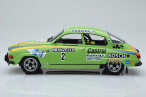 Saab 96 V4 #2 S. Blomqvist / H. Sylvan Rally Sweden 1976 IXO 1:18 18RMC085B Metal - imagem 3 de 6