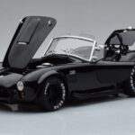 Shelby Cobra 427 S/C Preto Kyosho 1:18 - image 2 of 9
