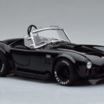 Shelby Cobra 427 S/C Preto Kyosho 1:18 - image 5 of 9